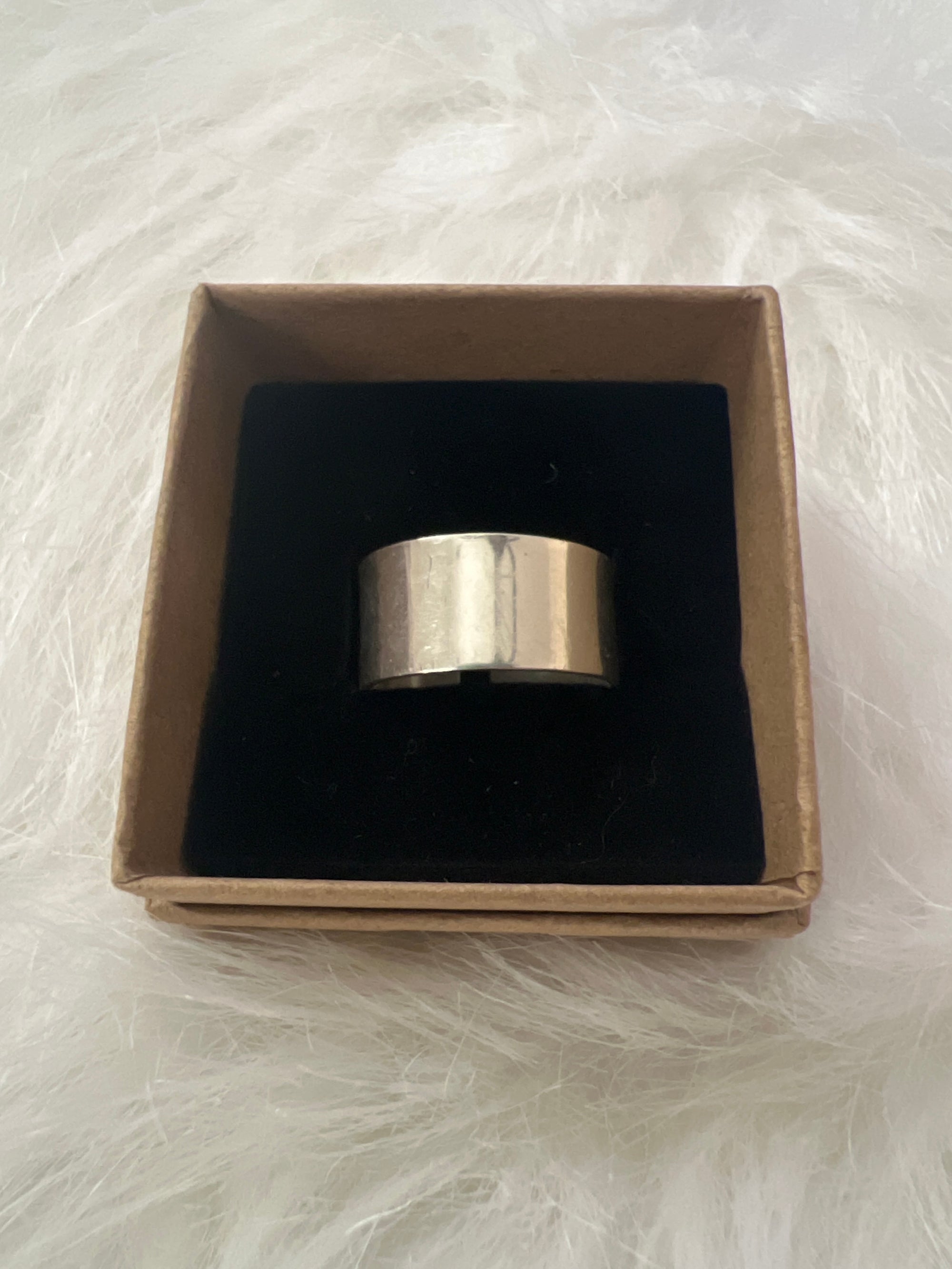 Wide silver ring band 10.5